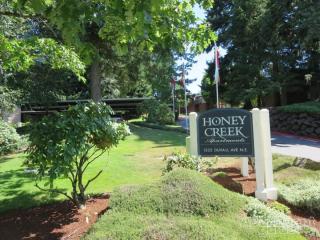 1332 Duvall Ave, Seattle WA  98059-4350 exterior