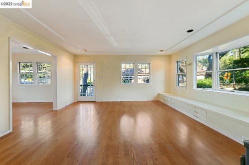 422 Colusa Ave, Berkeley CA 94707-1545 exterior