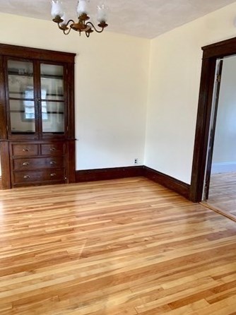 87 King Philip Rd, Worcester MA 01606-2363 exterior