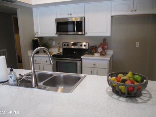 14625 37th Dr, Phoenix AZ  85053-4623 exterior