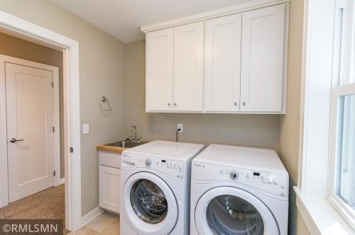 1329 Hartford Ave, Saint Paul MN 55116-1648 exterior