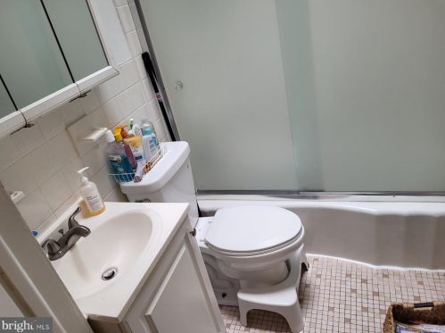 320 19 St, Chester PA 19013-5605 exterior