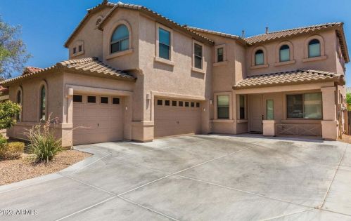 4031 Casitas Del Rio Dr, Phoenix AZ  85050-8760 exterior