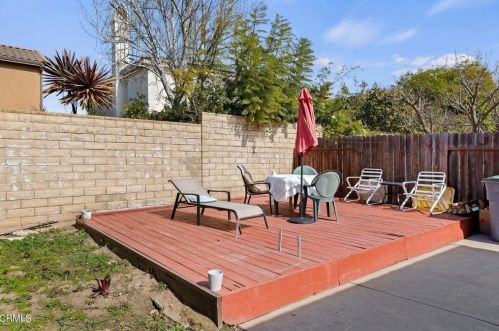 3151 Oarfish Ln, Oxnard CA 93035-1316 exterior