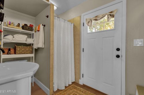 8622 40 Dr, Phoenix AZ 85019-1206 exterior