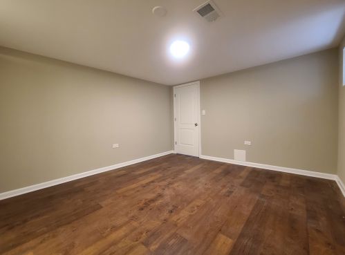 6217 Nagle Ave, Chicago IL  60638-4207 exterior