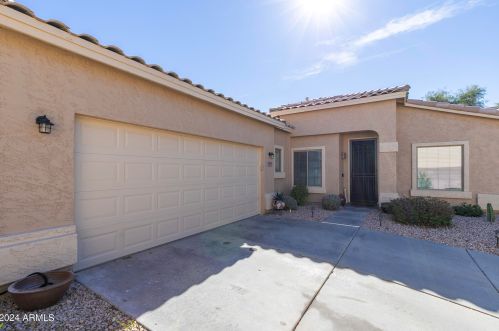 2591 Indian Wl Pl, Chandler AZ 85249-4168 exterior