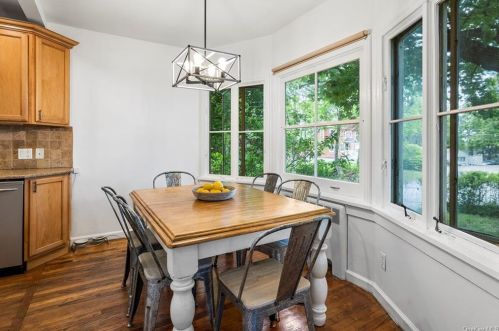 7 Empire Dr, Patterson NY 12563-2122 exterior