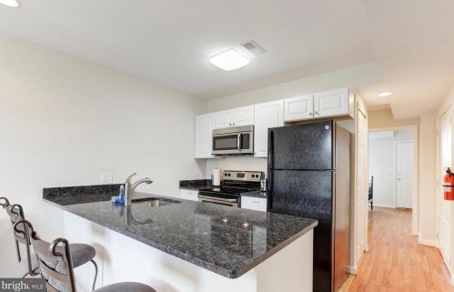 912 19 St, Washington DC 20002-4083 exterior