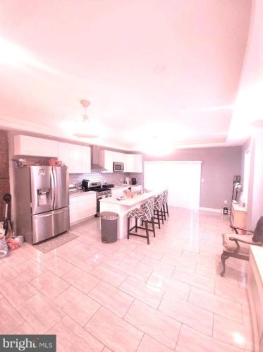 1124 Fillmore St, Philadelphia PA 19124-2927 exterior