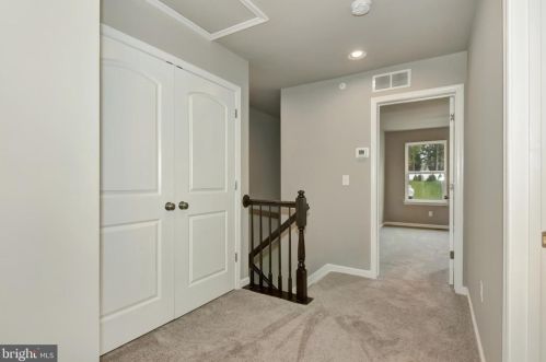 126 High Pointe Dr, Hummelstown PA 17036 exterior