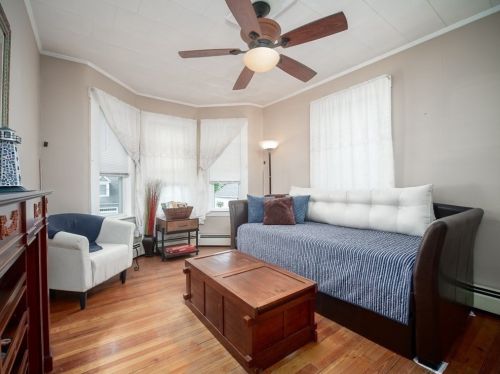 77 Riverdale St, Methuen MA 01844-6105 exterior