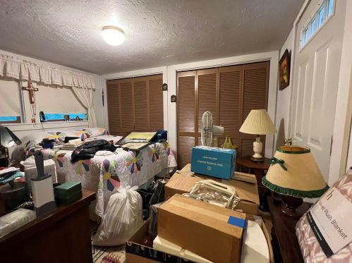 7 Bailey Dr, Concord NH 03303-2700 exterior