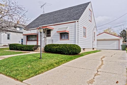 4334 4th St, Milwaukee, WI 53207-4934