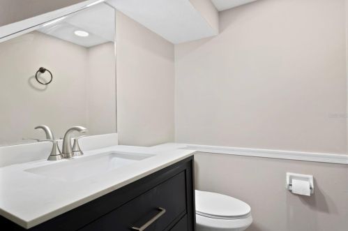 708 Grand Cir, Tampa FL  33617-7844 exterior