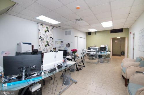 1144 4 St, Philadelphia PA 19133-3208 exterior