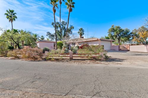 325 Ridge Dr, Tucson, AZ 85716-5141