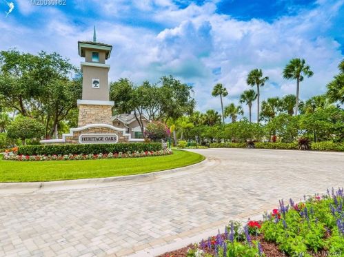 9780 Lindale Trace Blvd, Fort Pierce FL  34987-2411 exterior