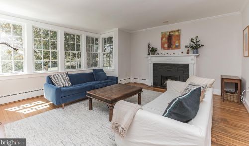 3305 Woodley Rd, Washington DC  20008-3337 exterior