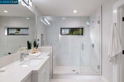 524 Cragmont Ave, Berkeley CA 94708-1207 exterior