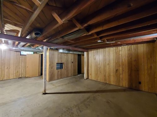 3276 45th St, Milwaukee WI  53219-4815 exterior