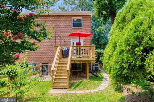 8205 Roanoke Ave, Silver Spring MD 20912-6208 exterior