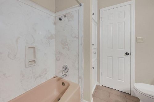 13501 Northshore Dr, Montgomery TX 77356-5371 exterior