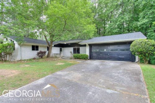 4595 Fradon Ct, Atlanta GA 30349-1902 exterior