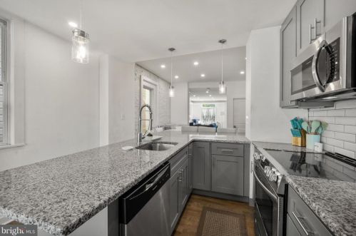 4043 Boone St, Philadelphia PA  19127-1704 exterior