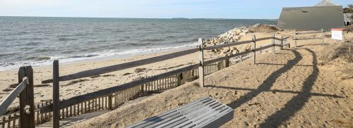 375 Hatch Rd, Eastham MA 02642-1847 exterior