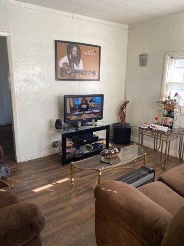 5428 11th Ave, Gary, IN 46406-2005