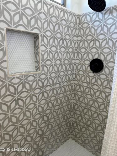 6282 Mesa Garden Dr, Tucson AZ  85757-7532 exterior