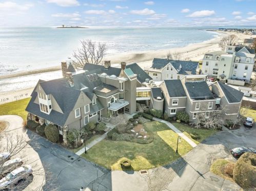 14 Seaside Ave, Milford, CT 06460-6309