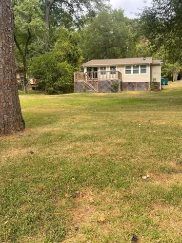 1572 Pine Lake Cir, Montgomery TX  77316-2756 exterior