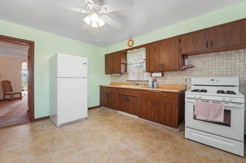 6130 Moody Ave, Chicago IL 60638-3545 exterior