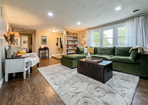 28985 Middle Xing Rd, Dowagiac MI 49047-8204 exterior