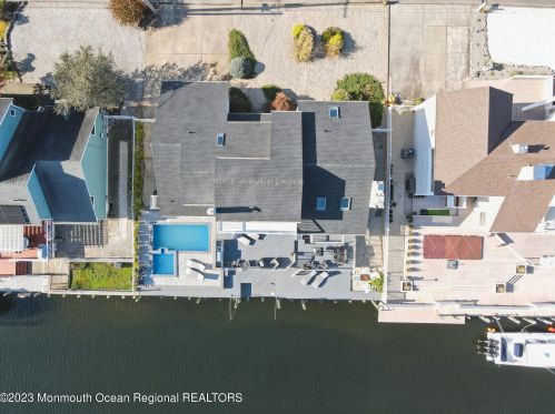 829 Spar Dr, Lacey NJ 08731-3028 exterior