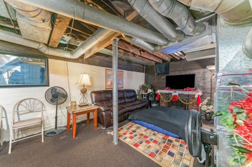 922 Lay Blvd, Kalamazoo MI 49001-3988 exterior