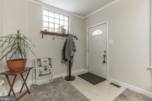 161 27 St, Camden NJ 08105-3927 exterior