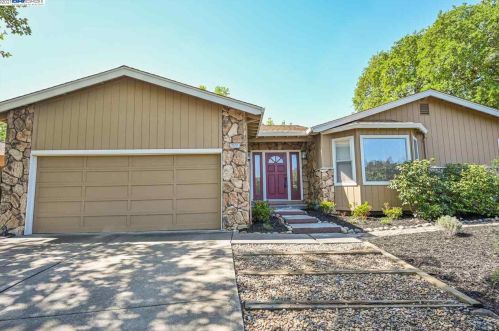 2531 Pleasant Hill Rd, Concord, CA 94523-2632