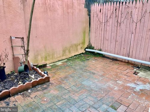 418 Emily St, Philadelphia PA  19148-2505 exterior