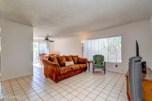 9309 Old Spanish Trl, Tucson AZ  85710-6640 exterior