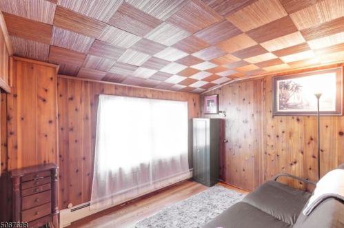 49 Ashby Ave, Livingston NJ 07039-2025 exterior