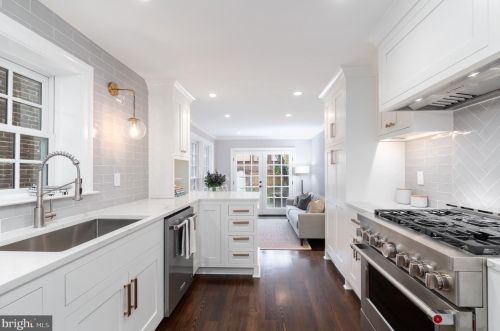 111 Prince St, Alexandria VA 22314-2934 exterior