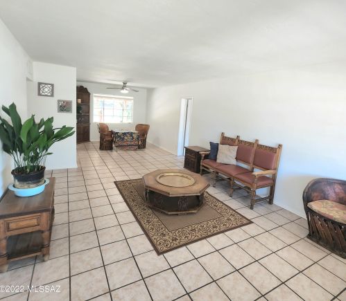 4814 Helen St, Tucson AZ 85719-4423 exterior