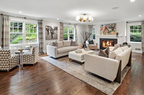 19 Pequot Trl, Westport CT 06880-2929 exterior