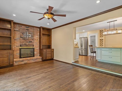 1413 Ogden Dr, Troy MI 48083-5339 exterior