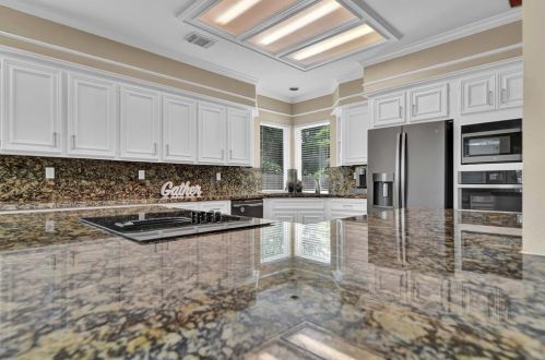 3719 Clover Vly Dr, Humble TX 77345-3060 exterior