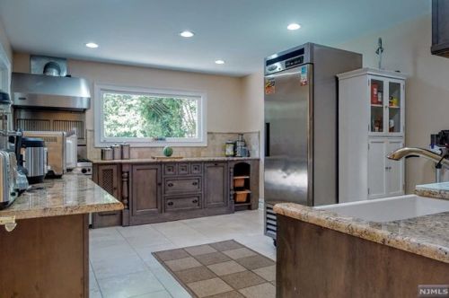 469 Saddle Riv Rd, Upper Saddle River NJ 07458-1774 exterior