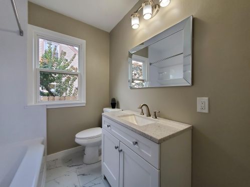 4264 62, Milwaukee WI 53216-1237 exterior